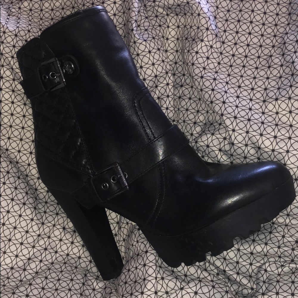 Black leather Heel Boots